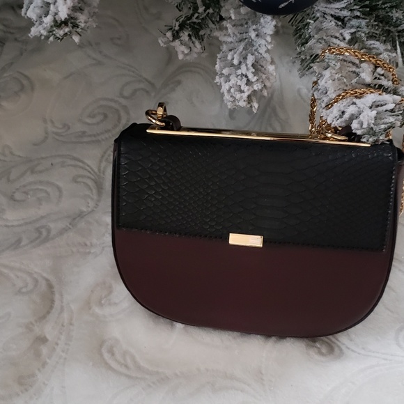 Bag - Picture 2 of 2